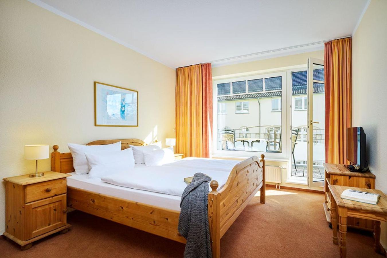 Strandhotel Luise Von Preussen Zinnowitz Buitenkant foto